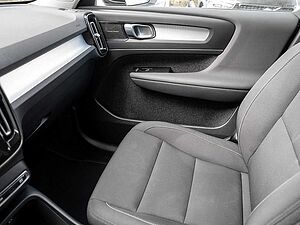 Volvo  T4 Recharge Inscription Expression
