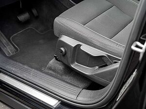 Volvo  T4 Recharge Inscription Expression