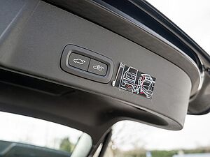 Volvo  T4 Recharge Inscription Expression