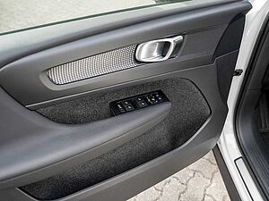 Volvo  Recharge Core