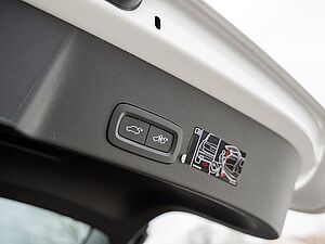 Volvo  Recharge Core