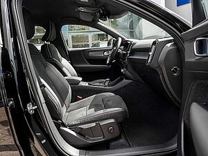 Volvo  B4 R-Design