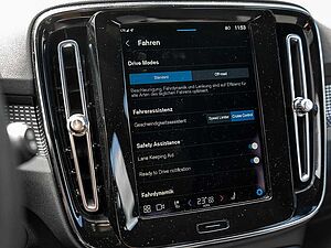 Volvo  Core Recharge Pure Electric 2WD