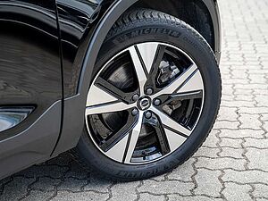 Volvo  Core Recharge Pure Electric 2WD
