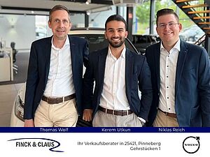 Volvo  B4 Momentum Pro