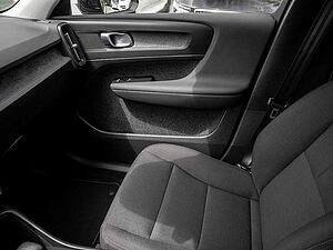 Volvo  T2 Momentum Core