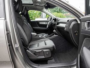 Volvo  T4 Inscription Expression Recharge