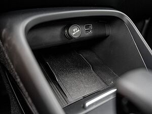 Volvo  T4 Inscription Expression Recharge