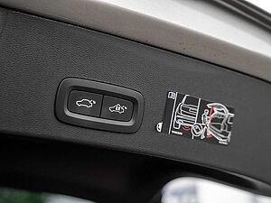 Volvo  T4 Inscription Expression Recharge