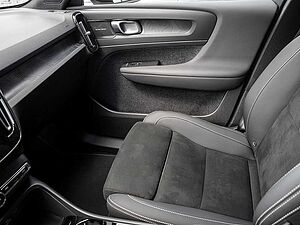 Volvo  Twin Engine Ultimate STANDHZ LED PANO 360°