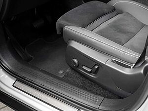 Volvo  Twin Engine Ultimate STANDHZ LED PANO 360°