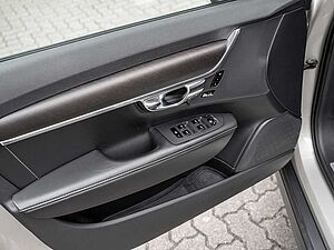 Volvo  T5 AWD Pro