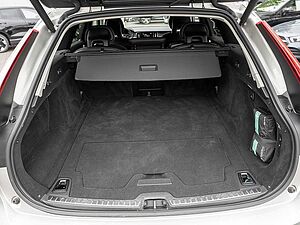 Volvo  T5 AWD Pro