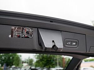 Volvo  T5 AWD Pro