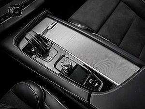Volvo  B5 AWD R Design