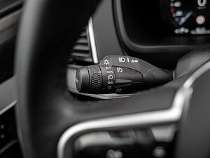 Volvo  B5 AWD R Design