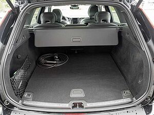 Volvo  T8 AWD R-Design