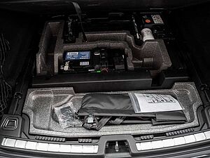 Volvo  T8 AWD R-Design