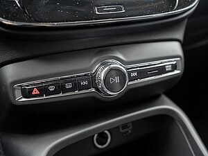 Volvo  D3 FWD Momentum Pro