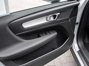 Volvo  D3 FWD Momentum Pro