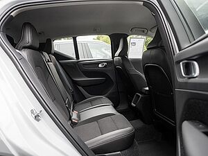 Volvo  D3 FWD Momentum Pro