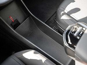 Volvo  Core 2WD Pure Electric