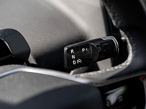 Volvo  Core 2WD Pure Electric