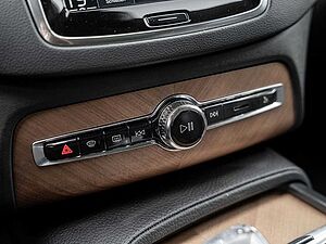 Volvo  B5 AWD Inscription