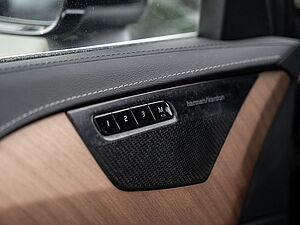 Volvo  B5 AWD Inscription