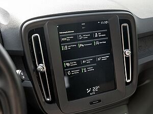 Volvo  T3 Momentum Core