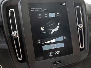 Volvo  T3 Momentum Core