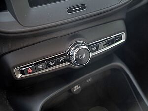 Volvo  T3 Momentum Core