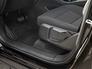 Volvo  T3 Momentum Core