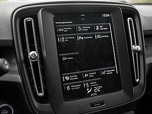 Volvo  T3 Momentum Core