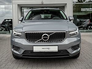 Volvo  T3 Momentum Core