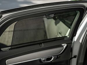 Volvo  T8 AWD Plus Dark