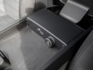 Volvo  T6 AWD Recharge Core