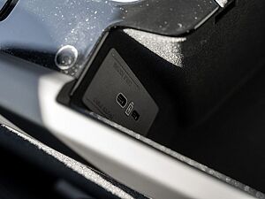 Volvo  B4 Inscription