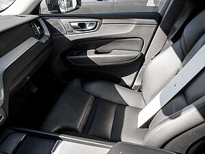 Volvo  B5 AWD Ultimate Dark