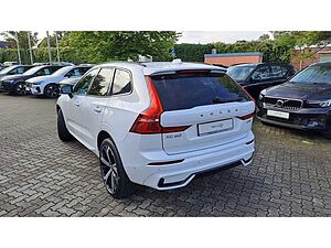 Volvo  B4 AWD Ultimate Dark