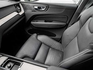 Volvo  D4 Inscription ACC, AHK