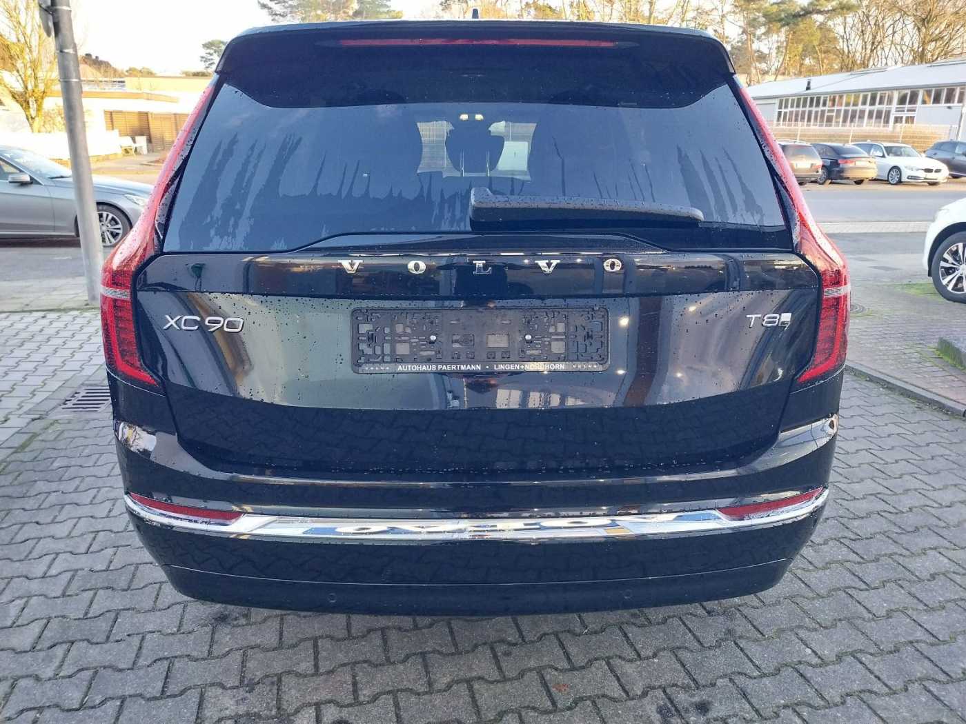 Volvo  Plus Bright Recharge Plug-In Hybrid AWD