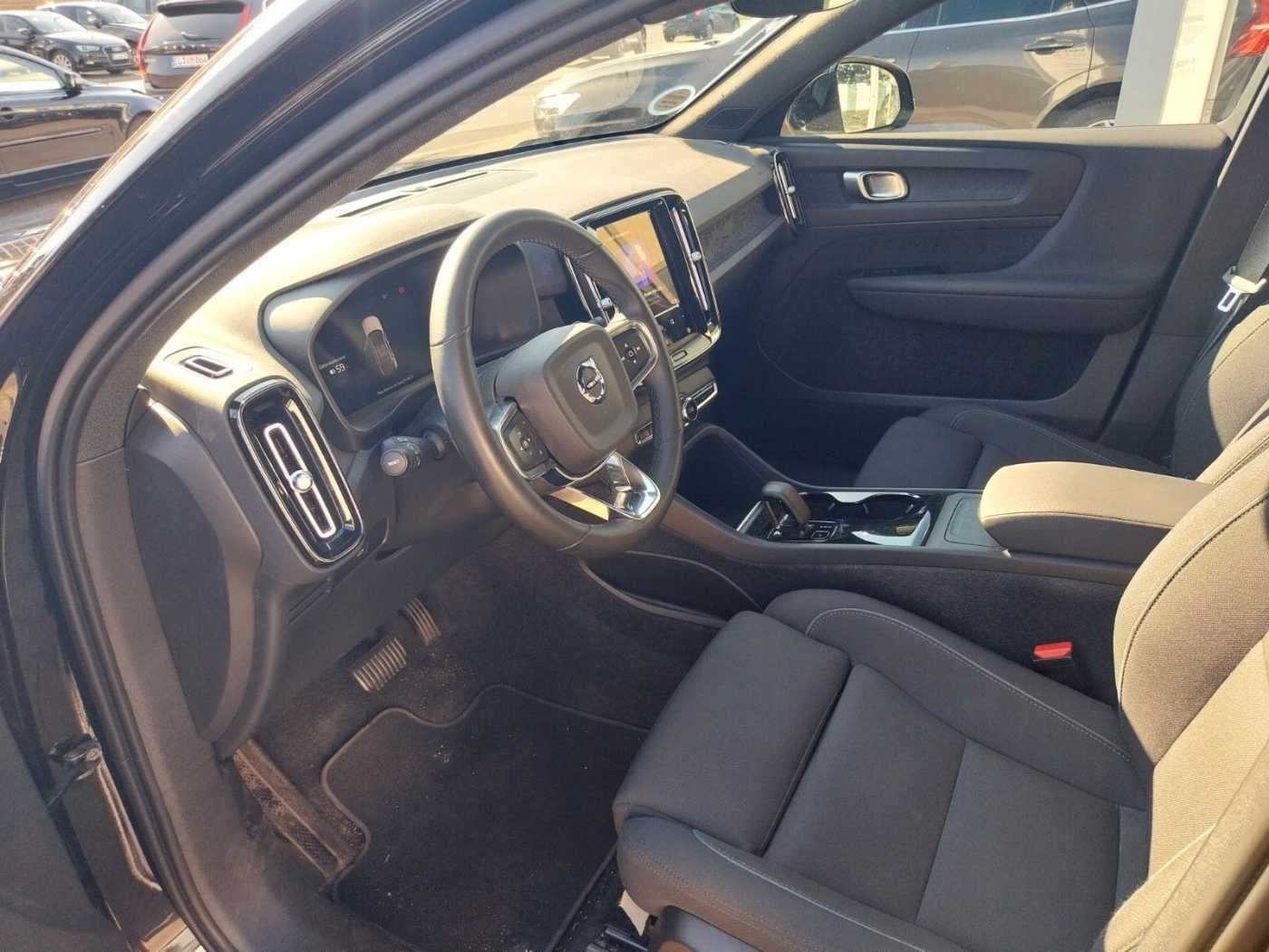 Volvo  Plus Recharge Pure Electric 2WD