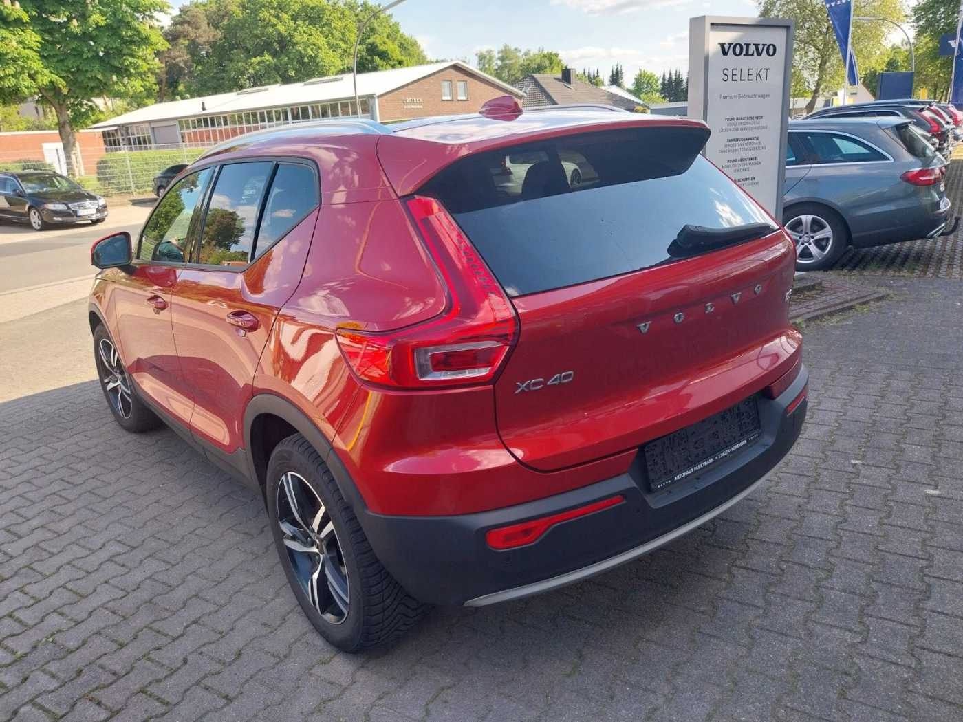 Volvo  D3 Momentum Autom. Leder