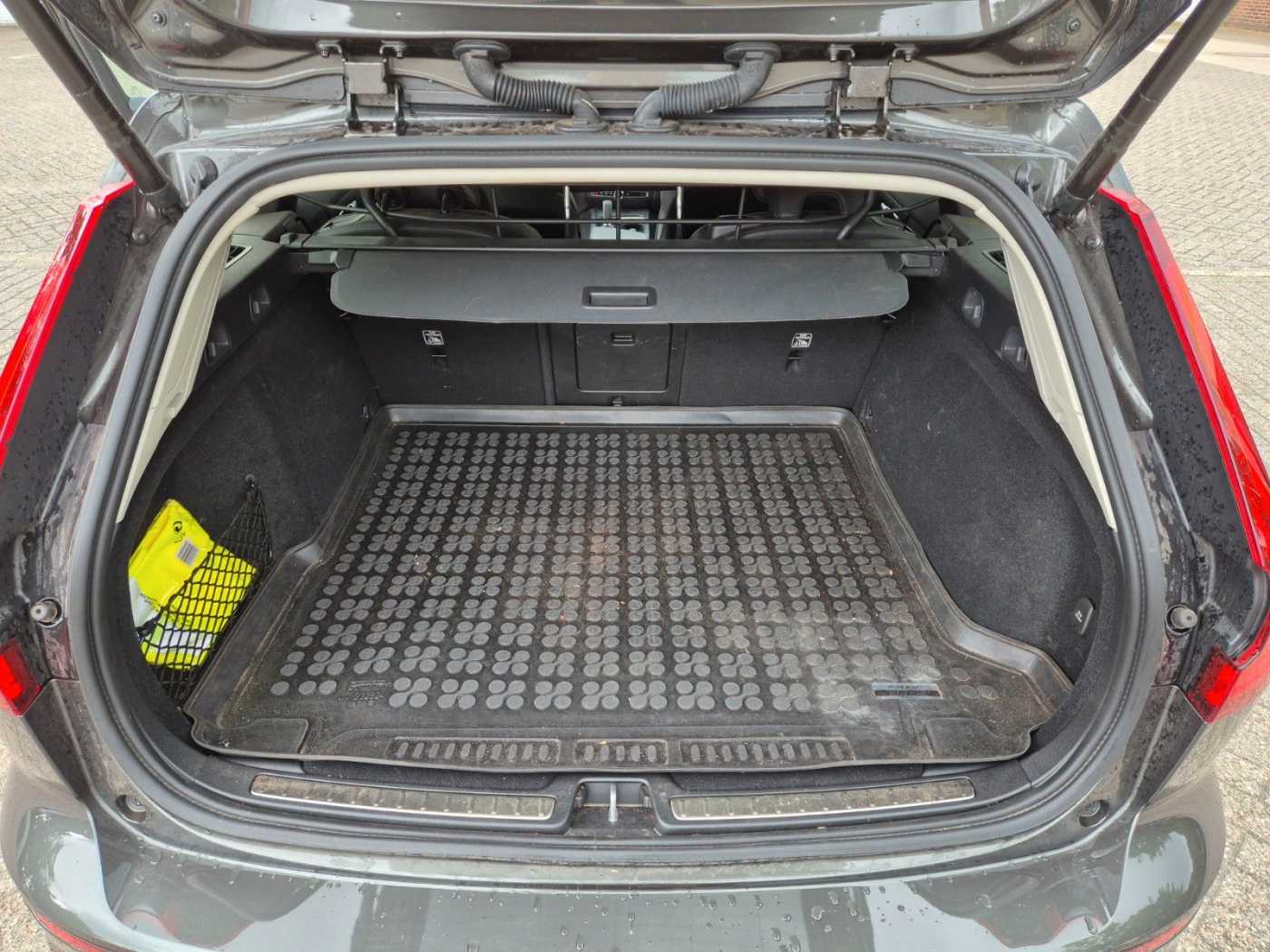 Volvo  Cross Country Pro AWD B4 Diesel