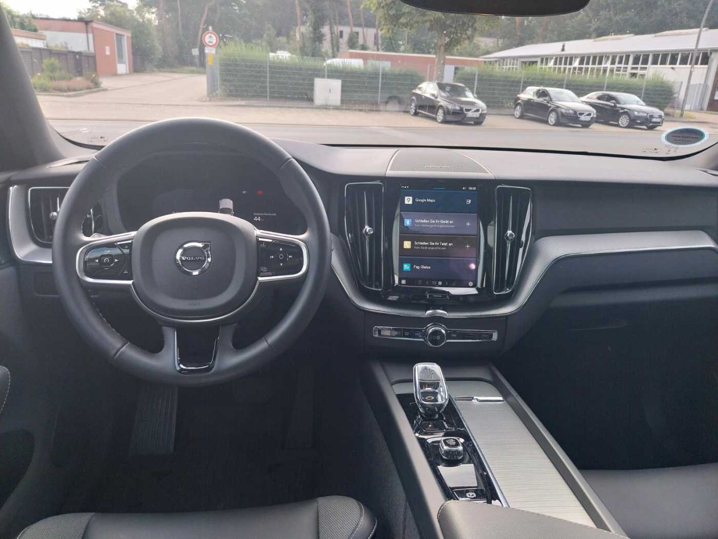 Volvo  T6 Plus Black Edition Recharge