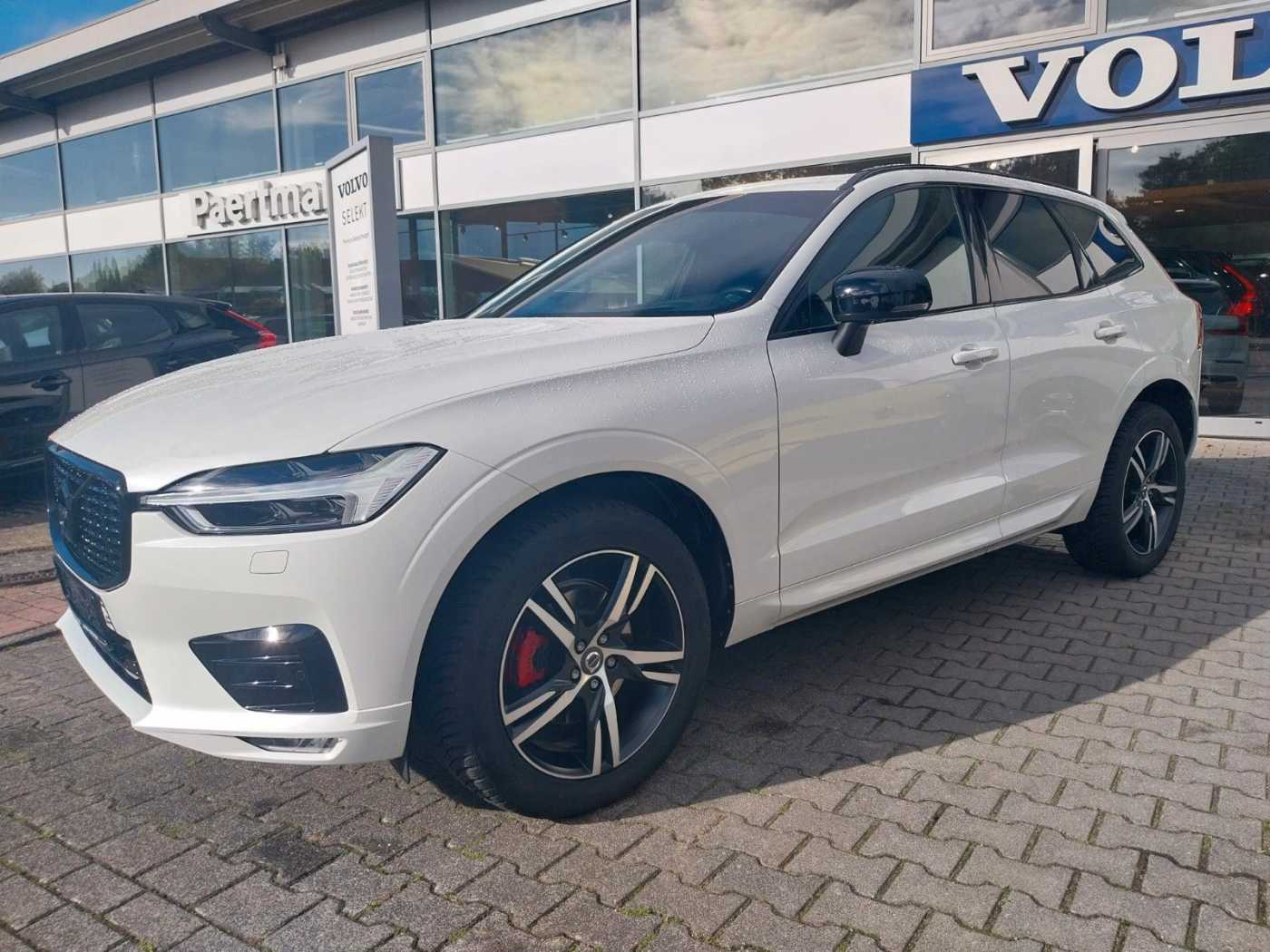 Volvo  D4 R Design Pano,  ACC