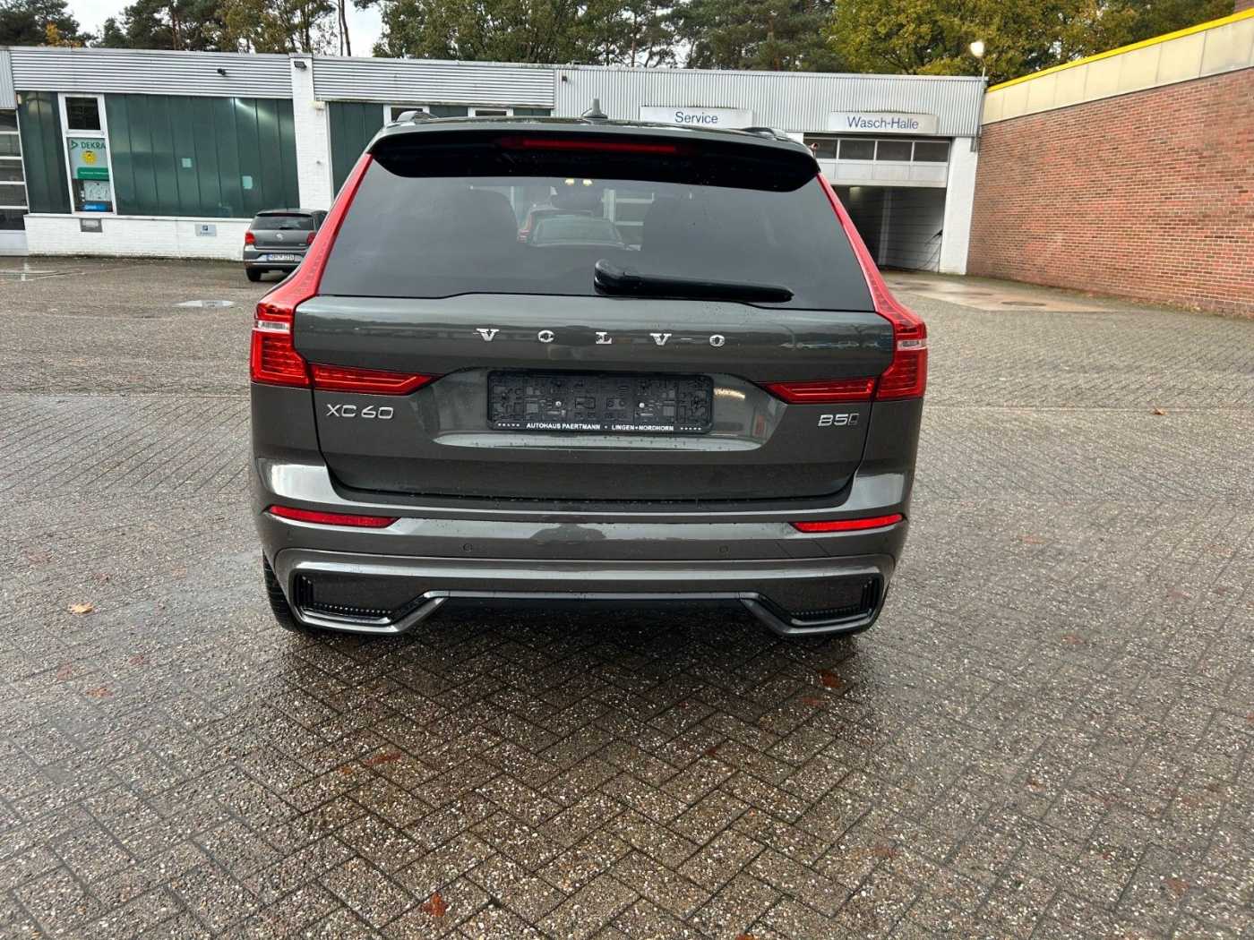 Volvo  R-Design AWD B5