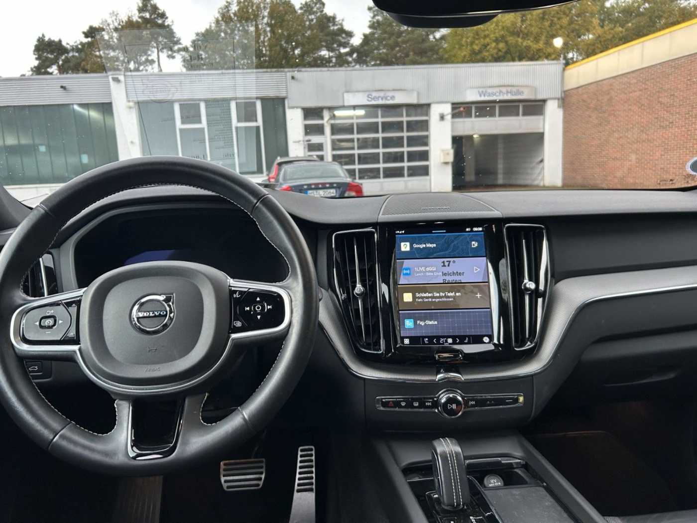 Volvo  R-Design AWD B5