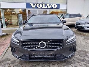 Volvo  Kombi Plus Dark Recharge Plug-In Hybrid AWD